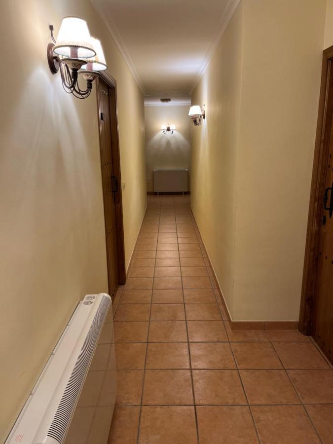 La Rueda Hotel Riópar Eksteriør billede