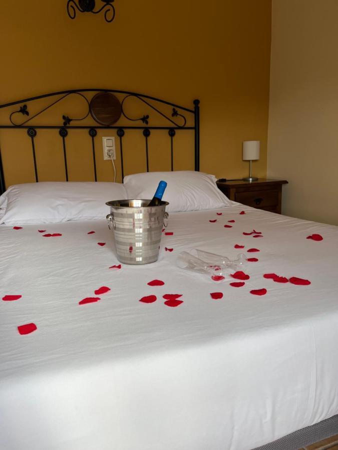 La Rueda Hotel Riópar Eksteriør billede